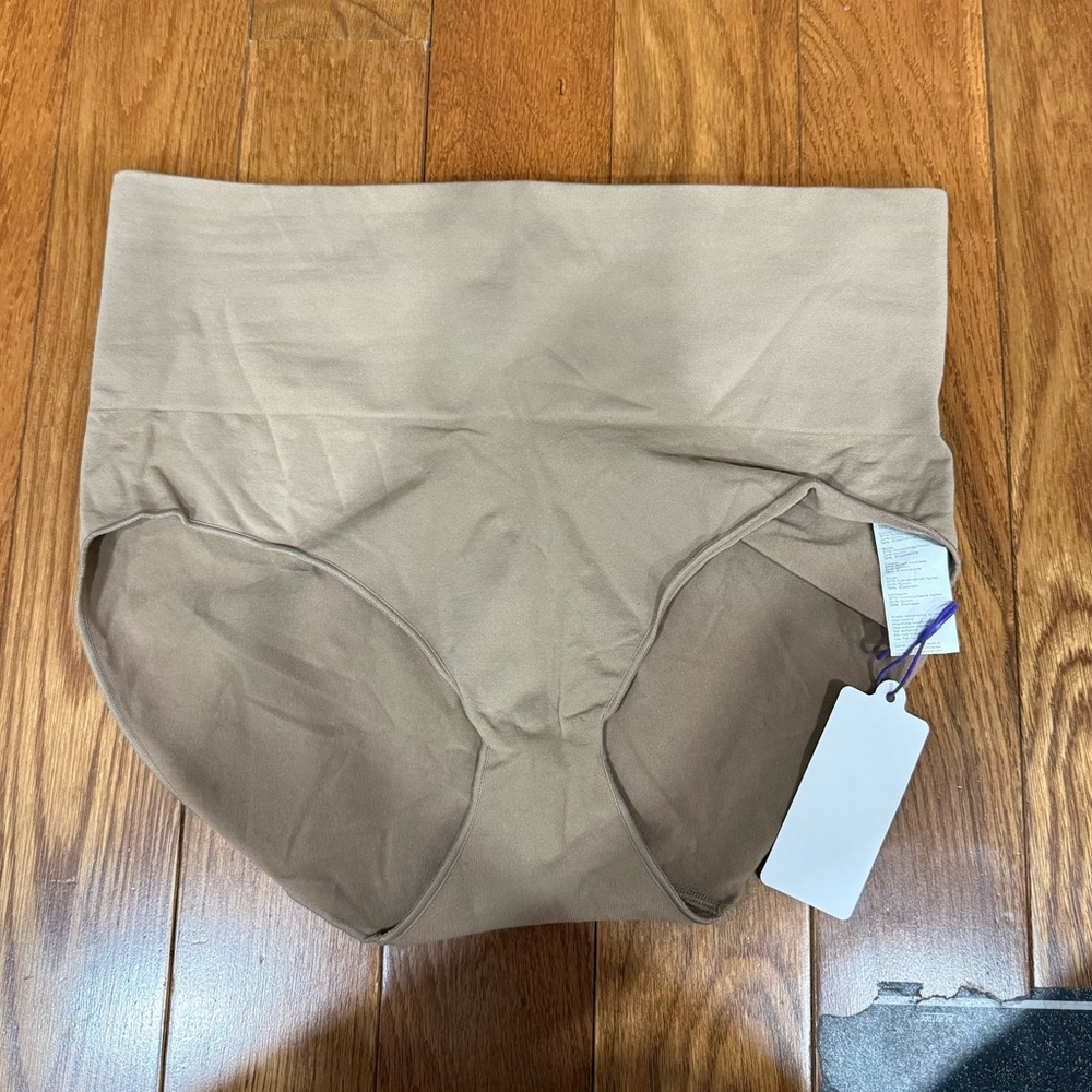 YITTY High-Waisted Shapewear Briefs in Tan 5X